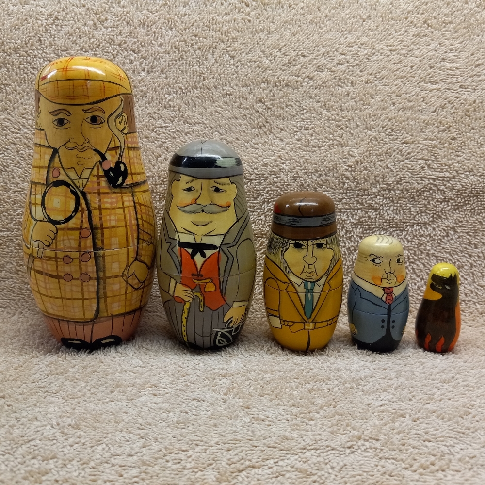 RARE FIND! SHERLOCK HOLMES Nesting Dolls Vintage- Hounds of Baskerville set of 5